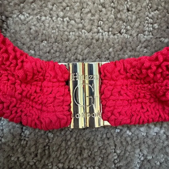 Like New Hunza G Nova Classic Crinkle Red Knit Halter Top - Picture 2 of 4